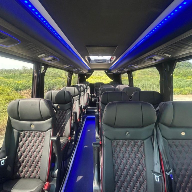 malaga airport minibus transfers service